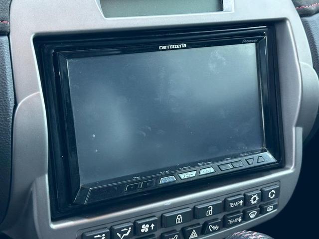 シボレーカマロ ＺＬ１　カスタム２００万以上／スーパーチャージャー／ＨＲＥホイール／ＢＣレーシング車高調／ユピテルレーダー／ドライブレコーダー／ＺＬ１フルエアロ／専用開発ＬＳＡエンジン／全塗装キャンディレッド／ブレンボ（21枚目）