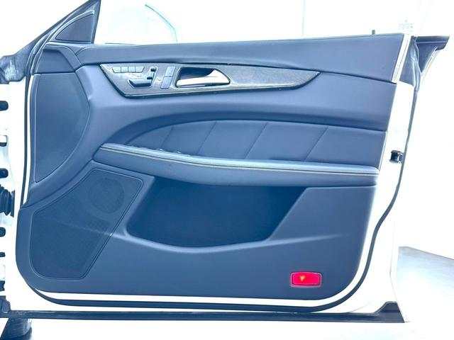 ＣＬＳクラス ＣＬＳ３５０ブルーエフィシェンシＡＭＧスポーツパケジ　ユーザー買取車両／サンルーフ／ワンオーナー／ＡＭＧスポーツパッケージ／ＥＴＣ／レーダー探知機／レザーシート／パワーシート／ＬＥＤヘッドライト／Ｗエアコン／パワーウィンドウ／純正ナビ／Ｖ６ＮＡ（29枚目）