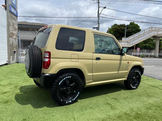 パジェロミニ ＸＲ　ＭＡＴＴＥ　ＥＤＩＴＩＯＮ　４ＷＤ　ジープラングラー・ゴビ色に全塗装　新品ＭＴタイヤ　背面タイヤ　ＳＤナビ　ベージュインテリア　オフロード未使用（6枚目）