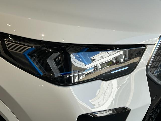 ｉＸ２ ｘＤｒｉｖｅ　３０　Ｍスポーツ　２年保証／弊社デモカー／２０インチホイール／オートトランク／黒革電動シートヘッドアップディスプレイ／ＡＣＣ／前席シートヒーター／ｈａｒｍａｎ　ｋａｒｄｏｎ／ステアリングヒーター／アンビエントライト（12枚目）