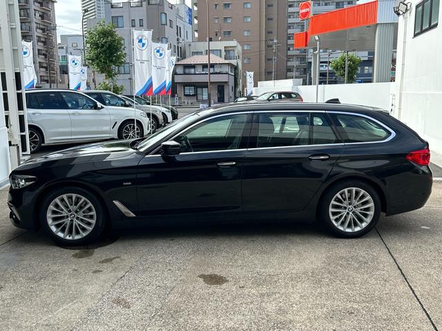 ５シリーズ ５３０ｉツーリング　ラグジュアリー　認定中古車１年保証　黒革電動シート　純正ＴＶ　１８インチホイール　トップビューモニター　全席シートヒーター　アンビエントライト　アダプティブＬＥＤ　オートハイビーム　ＢＳＭ　オートトランク　ＡＣＣ（6枚目）