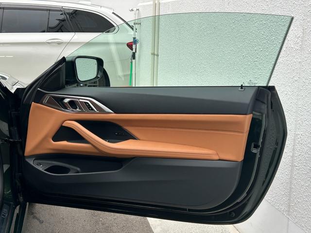 ４シリーズ ４２０ｉクーペ　Ｍスポーツ　認定中古車２年保証　ＬＥＤ　茶革　オプションカラー　１８ＡＷ　オートトランク　シートヒーター　バックカメラ　ＡＣＣ　パーキングアシスト　前後ＰＤＣ　アンビエントライト　１オーナー　車検整備付（24枚目）