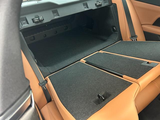 ４シリーズ ４２０ｉクーペ　Ｍスポーツ　認定中古車２年保証　ＬＥＤ　茶革　オプションカラー　１８ＡＷ　オートトランク　シートヒーター　バックカメラ　ＡＣＣ　パーキングアシスト　前後ＰＤＣ　アンビエントライト　１オーナー　車検整備付（25枚目）