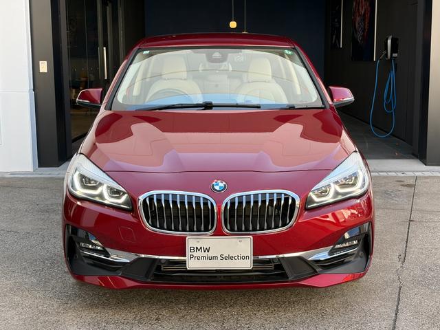 2シリーズ 218iアクティブツアラー ラグジュアリー 認定中古車 後期型 車検整備付 弊社下取り 1オーナー 17AW LEDライト オイスターレザー電動シート シートヒーター Bluetooth 前後ドラレコ アンビエントライト バックカメラ PDC(4枚目)