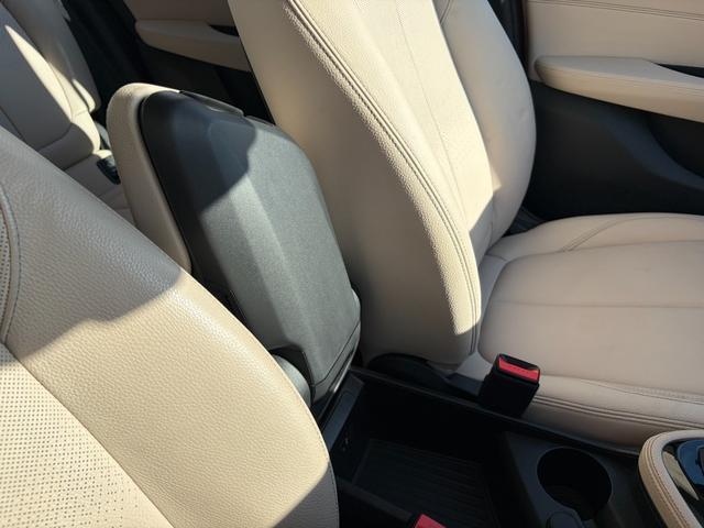 2シリーズ 218iアクティブツアラー ラグジュアリー 認定中古車 後期型 車検整備付 弊社下取り 1オーナー 17AW LEDライト オイスターレザー電動シート シートヒーター Bluetooth 前後ドラレコ アンビエントライト バックカメラ PDC(53枚目)