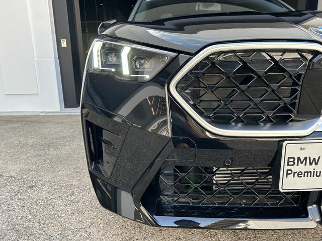 Ｘ２ ｘＤｒｉｖｅ　２０ｉ　Ｍスポーツハイラインパッケージ　認定中古車　オイスターレザーＰシート　パノラマサンルーフ　シートヒーターステリングヒーター　オートトランク　ＬＥＤ　トップビューカメラ　ｈａｒｍａｎｋａｒｄｏｎ　カーブドＤ　デモカー　禁煙　　２年保証（10枚目）