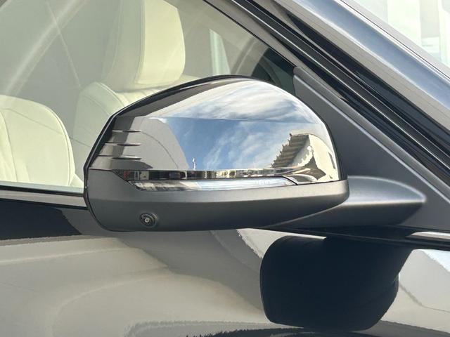 Ｘ２ ｘＤｒｉｖｅ　２０ｉ　Ｍスポーツハイラインパッケージ　認定中古車　オイスターレザーＰシート　パノラマサンルーフ　シートヒーターステリングヒーター　オートトランク　ＬＥＤ　トップビューカメラ　ｈａｒｍａｎｋａｒｄｏｎ　カーブドＤ　デモカー　禁煙　　２年保証（15枚目）