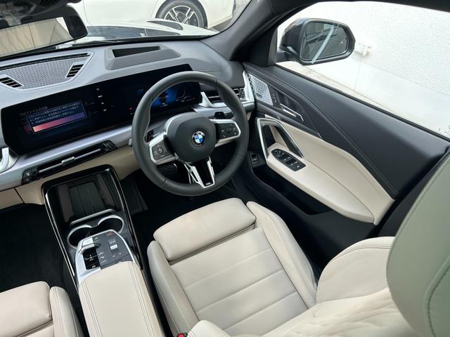 Ｘ２ ｘＤｒｉｖｅ　２０ｉ　Ｍスポーツハイラインパッケージ　認定中古車　オイスターレザーＰシート　パノラマサンルーフ　シートヒーターステリングヒーター　オートトランク　ＬＥＤ　トップビューカメラ　ｈａｒｍａｎｋａｒｄｏｎ　カーブドＤ　デモカー　禁煙　　２年保証（34枚目）