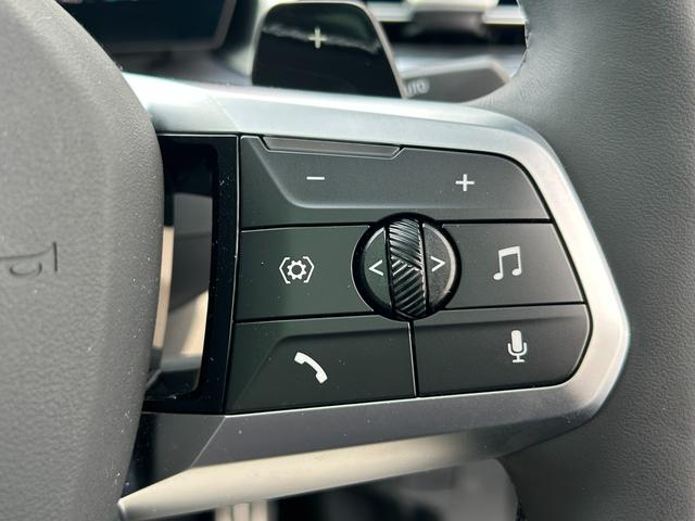 Ｘ２ ｘＤｒｉｖｅ　２０ｉ　Ｍスポーツハイラインパッケージ　認定中古車　オイスターレザーＰシート　パノラマサンルーフ　シートヒーターステリングヒーター　オートトランク　ＬＥＤ　トップビューカメラ　ｈａｒｍａｎｋａｒｄｏｎ　カーブドＤ　デモカー　禁煙　　２年保証（38枚目）