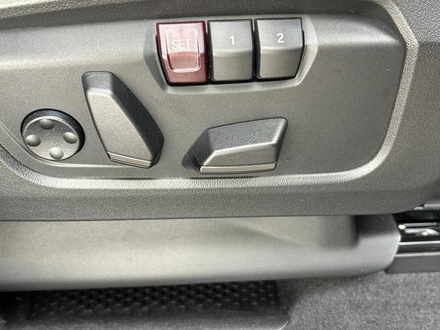 Ｘ２ ｘＤｒｉｖｅ　２０ｉ　Ｍスポーツハイラインパッケージ　認定中古車　オイスターレザーＰシート　パノラマサンルーフ　シートヒーターステリングヒーター　オートトランク　ＬＥＤ　トップビューカメラ　ｈａｒｍａｎｋａｒｄｏｎ　カーブドＤ　デモカー　禁煙　　２年保証（60枚目）