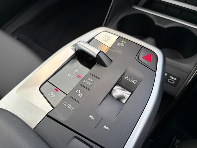 ２シリーズ ２１８ｉアクティブツアラー　エクスクルーシブ　正規認定中古車　全国正規ディーラー保証付　２年・走行距離無制限　　ＡＣＣ　レーンキープ　オートトランク　ヘッドアップ　シートヒーター　黒革電動シート　　ＡｐｐｌｅＣａｒＰｌａｙ　アンビエントライト（43枚目）