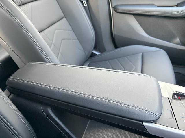 ２シリーズ ２１８ｉアクティブツアラー　エクスクルーシブ　正規認定中古車　全国正規ディーラー保証付　２年・走行距離無制限　　ＡＣＣ　レーンキープ　オートトランク　ヘッドアップ　シートヒーター　黒革電動シート　　ＡｐｐｌｅＣａｒＰｌａｙ　アンビエントライト（52枚目）