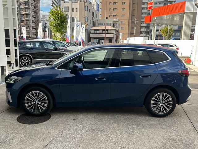 ２シリーズ ２１８ｉアクティブツアラーエクスクルシブハイラインＰ　２年保証　ハイラインパッケージ　テクノロジーパッケージ　白革電動シート　ｈａｒｍａｎ　ＨＵＤ　ＡＣＣ　トップビューモニターシートヒーター　ウッドトリム　ワイヤレスチャージ　アンビエントライト　禁煙（8枚目）