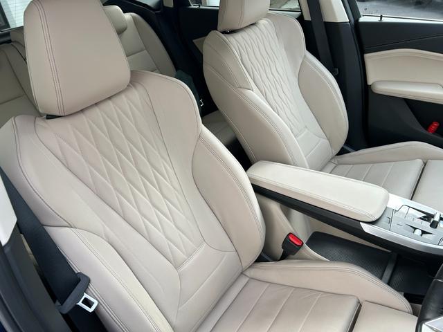 ２シリーズ ２１８ｉアクティブツアラーエクスクルシブハイラインＰ　２年保証　ハイラインパッケージ　テクノロジーパッケージ　白革電動シート　ｈａｒｍａｎ　ＨＵＤ　ＡＣＣ　トップビューモニターシートヒーター　ウッドトリム　ワイヤレスチャージ　アンビエントライト　禁煙（32枚目）