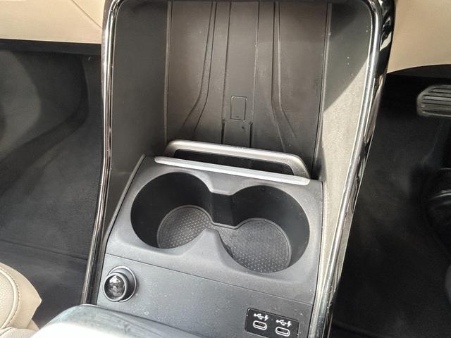 ２シリーズ ２１８ｉアクティブツアラーエクスクルシブハイラインＰ　２年保証　ハイラインパッケージ　テクノロジーパッケージ　白革電動シート　ｈａｒｍａｎ　ＨＵＤ　ＡＣＣ　トップビューモニターシートヒーター　ウッドトリム　ワイヤレスチャージ　アンビエントライト　禁煙（46枚目）