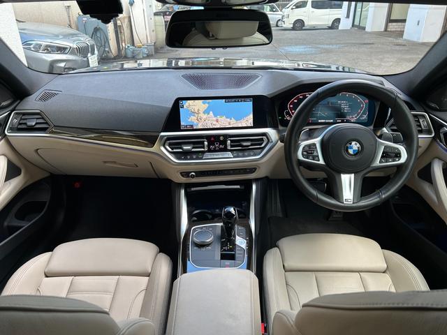 ４シリーズ ４２０ｉクーペ　Ｍスポーツ　ハイラインＰ　サウンドＰ　サンルーフ　ｈａｒｍａｎｋａｒｄｏｎ　白革Ｐシート　ドラレコ　オートトランク　純正ＴＶ　１９ＡＷ　後退アシスト　パーキングアシスト　ＡＣＣ　シートヒーター　アンビエントライト（5枚目）