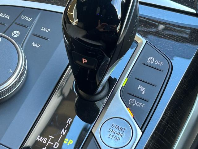 ４シリーズ ４２０ｉクーペ　Ｍスポーツ　ハイラインＰ　サウンドＰ　サンルーフ　ｈａｒｍａｎｋａｒｄｏｎ　白革Ｐシート　ドラレコ　オートトランク　純正ＴＶ　１９ＡＷ　後退アシスト　パーキングアシスト　ＡＣＣ　シートヒーター　アンビエントライト（51枚目）