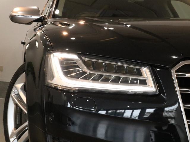 Ｓ８ ベースグレード　Ｖ８ターボ　後期型　右Ｈ正規Ｄ車　ガラスＳＲ　黒革　シートヒーター＆ベンチレーター　４ゾーンＡＣ　ＭＭＩナビ　ＢＯＳＥサウンド　全周カメラ＆パークアシスト　ＡＣＣ　サイド＆レーンアシスト　マトリクスＬＥＤ　電動トランク　純正２１ＡＷ（3枚目）