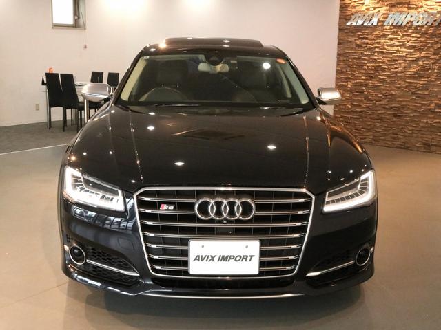Ｓ８ ベースグレード　Ｖ８ターボ　後期型　右Ｈ正規Ｄ車　ガラスＳＲ　黒革　シートヒーター＆ベンチレーター　４ゾーンＡＣ　ＭＭＩナビ　ＢＯＳＥサウンド　全周カメラ＆パークアシスト　ＡＣＣ　サイド＆レーンアシスト　マトリクスＬＥＤ　電動トランク　純正２１ＡＷ（21枚目）