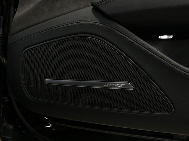 Ｓ８ ベースグレード　Ｖ８ターボ　後期型　右Ｈ正規Ｄ車　ガラスＳＲ　黒革　シートヒーター＆ベンチレーター　４ゾーンＡＣ　ＭＭＩナビ　ＢＯＳＥサウンド　全周カメラ＆パークアシスト　ＡＣＣ　サイド＆レーンアシスト　マトリクスＬＥＤ　電動トランク　純正２１ＡＷ（38枚目）