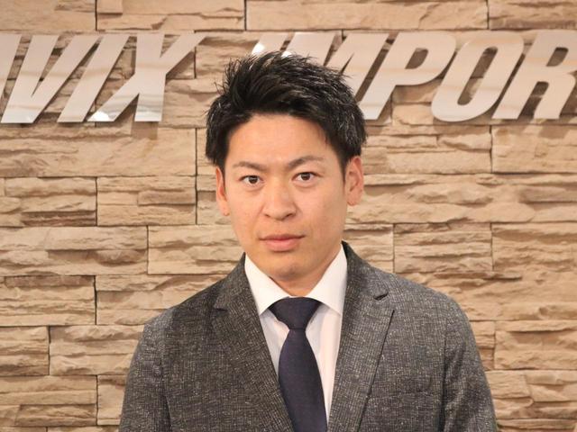 Ｓ８ ベースグレード　Ｖ８ターボ　後期型　右Ｈ正規Ｄ車　ガラスＳＲ　黒革　シートヒーター＆ベンチレーター　４ゾーンＡＣ　ＭＭＩナビ　ＢＯＳＥサウンド　全周カメラ＆パークアシスト　ＡＣＣ　サイド＆レーンアシスト　マトリクスＬＥＤ　電動トランク　純正２１ＡＷ（43枚目）