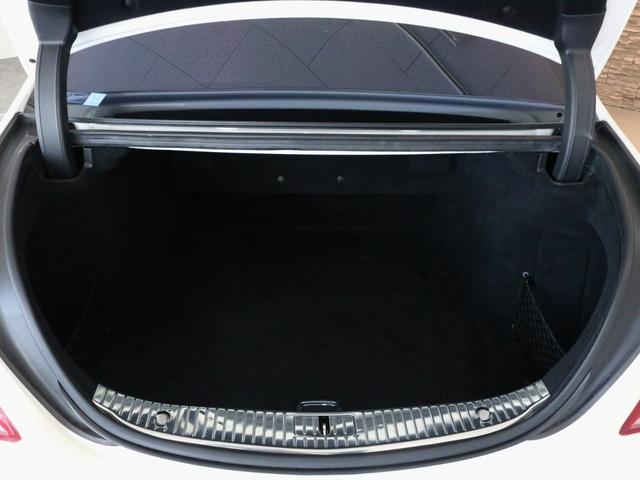 Ｓクラス Ｓ５５０ロング　ＡＭＧスポーツＰＫＧ　Ｓ６５Ｓｔｙｌｅ　右Ｈ正規Ｄ車　パノラマＳＲ　グレー革　全席シートヒーター＆ベンチレーター　純正ＨＤＤナビ地デジ　Ｂｕｒｍｅｓｔｅｒ　全周カメラ＆ＰＴＳ　レーダーセーフティＰＫＧ　後期型ヘッドライト　社外２０インチＡＷ（19枚目）
