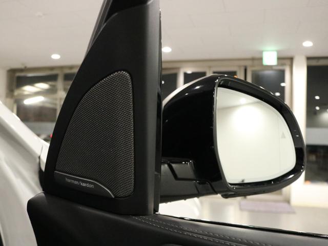 Ｘ７ Ｍ５０ｉ　セレクト＆ウェルネスＰＫＧ　スカイラウンジＰＳＲ　黒革　シートヒーター＆ベンチレーター　６人乗り　５ゾーンＡＣ　ナビ　ｈａｒｍａｎ／ｋａｒｄｏｎ＆リアエンターテイメント　３Ｄビュー＆ＨＵＤ　Ｐアシスト＆Ｄアシスト　青キャリパー純正２２ＡＷ　禁煙１オナ（22枚目）