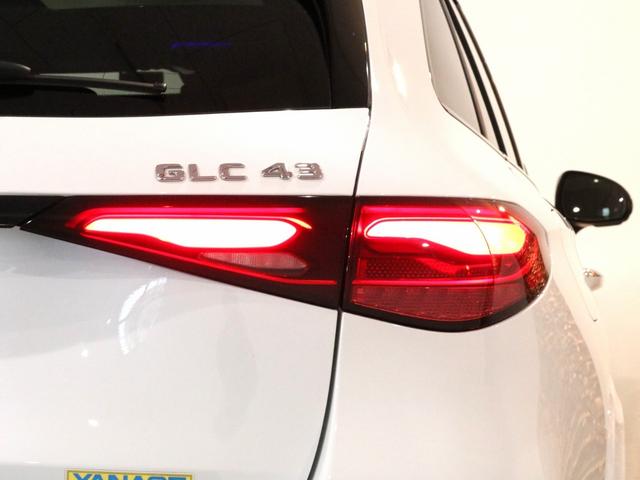 MERCEDES AMG GLC GLC43 4MATIC AMG LEATHER EXCLUSIVE PACKAGE