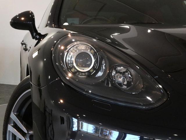 パナメーラ ＧＴＳ　Ｖ８　後期最終　右Ｈ正規Ｄ車　スポーツクロノＰＫＧ　黒／赤ツートンレザーインテリア　シートヒーター＆ベンチレーター　カーボンインテリア　ナビ地　ＢＯＳＥ　全周Ｃ＆ＰＡＳ　エントリーＤ　電動Ｒゲート　ＰＡＳＭエアサス　スポエグ　赤キャリパー　純正２０ＡＷ（3枚目）