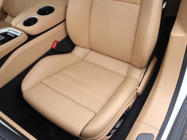 パナメーラ 4 E-ハイブリッド プラチナエディション 後期最終特別仕様 スポクロ パノラマ 黒/ベージュツートン革 5人乗 全席Sヒーター PCM BOSE 全周C&PAS ACC&LCA コンフォートA&ソフトクローズD PASMエアサス 専用テール&21AW 1オナ(6枚目)