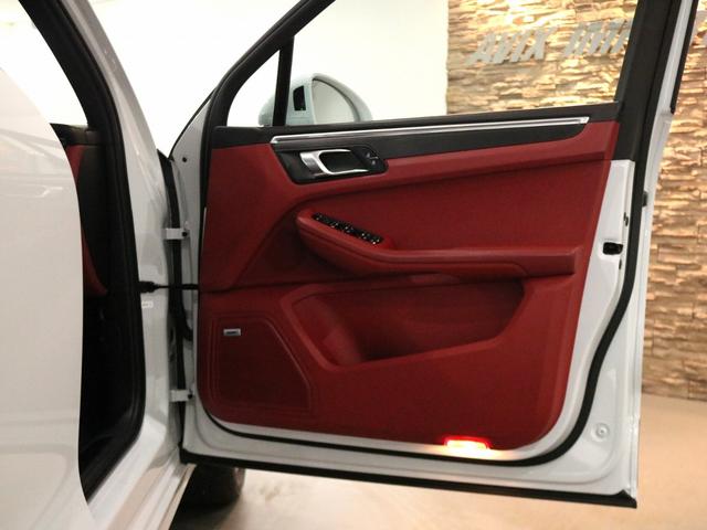 ティプトロニック＆パドルシフト　エントリー＆ドライブシステム