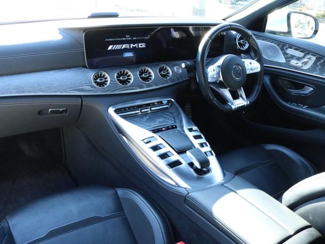 GT 4ドアクーペ 43 4マチック+ エクスクルーシブPKG パノラミックR 黒革 シートヒーター&ベンチレーター MBUX搭載純正ナビ Burmesterサウンド 全周カメラ&PTS HUD&レーダーセーフティPKG 純正19インチAW 禁煙(3枚目)