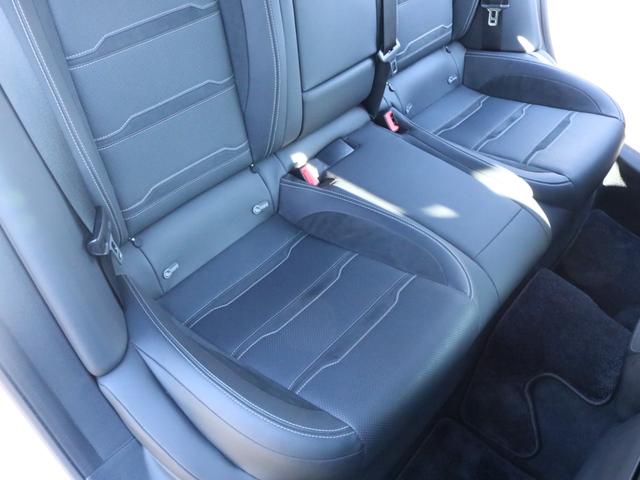 GT 4ドアクーペ 43 4マチック+ エクスクルーシブPKG パノラミックR 黒革 シートヒーター&ベンチレーター MBUX搭載純正ナビ Burmesterサウンド 全周カメラ&PTS HUD&レーダーセーフティPKG 純正19インチAW 禁煙(7枚目)