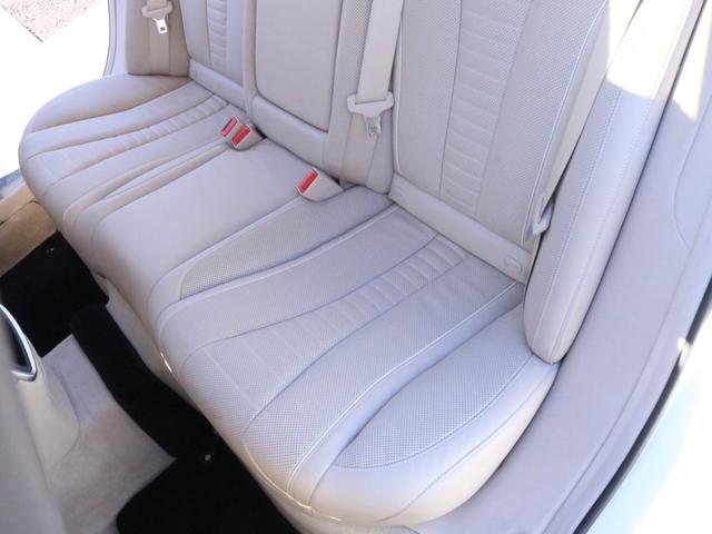 Ｓクラス Ｓ４００ｈエクスクルーシブ　ＡＭＧライン　右Ｈ正規Ｄ車　パノラマＳＲ　ベージュ革　シートヒーター＆ベンチレーター　純正ナビ地デジＢｕｒｍｅｓｔｅｒサウンド　全周カメラ＆ＰＴＳ　ＨＵＤ＆レーダーセーフティＰＫＧ　純正１９インチＡＷ　禁煙車（8枚目）