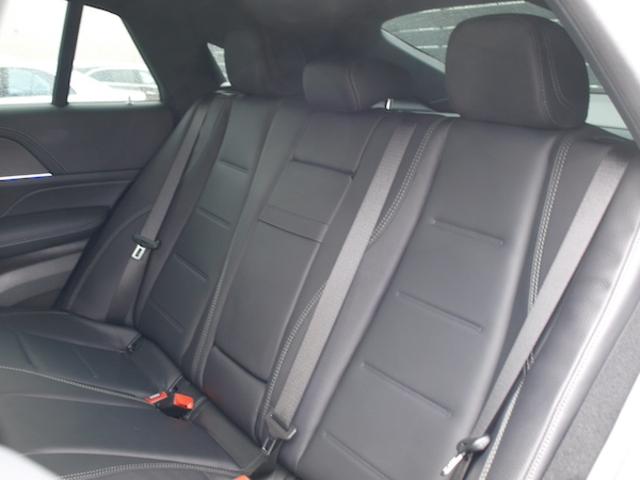 ＧＬＥ ＧＬＥ４５０　ｄ　４ＭＡＴＩＣ　クーペ　スポーツ　Ｅ‐ＡＣＴＩＶＥ　ＢＯＤＹ　ＣＯＮＴＲＯＬパッケージ　Ｂｌｕｅｔｏｏｔｈ接続　ＥＴＣ　ＬＥＤヘッドライト　ＴＶ　アイドリングストップ　クルーズコントロール　コネクテッド機能　サイドカメラ（11枚目）