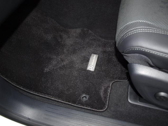 ＧＬＥ ＧＬＥ４５０　ｄ　４ＭＡＴＩＣ　クーペ　スポーツ　Ｅ‐ＡＣＴＩＶＥ　ＢＯＤＹ　ＣＯＮＴＲＯＬパッケージ　Ｂｌｕｅｔｏｏｔｈ接続　ＥＴＣ　ＬＥＤヘッドライト　ＴＶ　アイドリングストップ　クルーズコントロール　コネクテッド機能　サイドカメラ（16枚目）