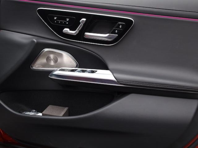 Eクラスステーションワゴン E200 ステーションワゴン アバンギャルド AMGラインパッケージ レザーエクスクルーシブパッケージ アドバンスドパッケージ デジタルインテリアパッケージ Bluetooth接続 ETC LEDヘッドライト TV アイドリングストップ(13枚目)