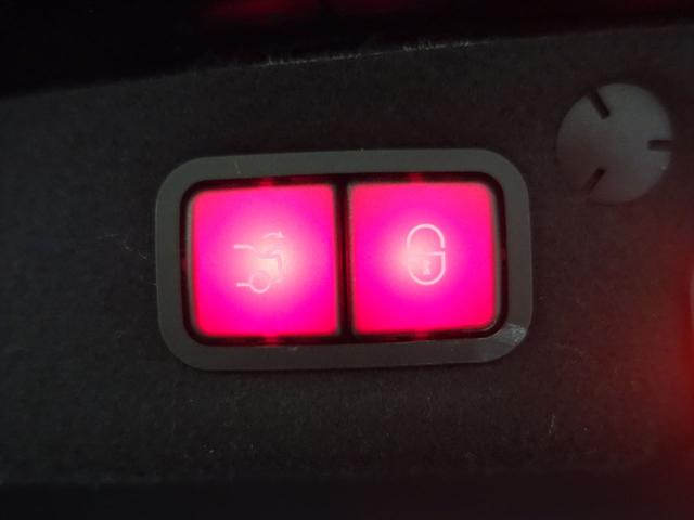 Cクラス C200 アバンギャルド AMGライン レザーエクスクルーシブパッケージ レーダーセーフティパッケージ Bluetooth接続 ETC LEDヘッドライト TV アイドリングストップ クルーズコントロール コネクテッド機能(26枚目)