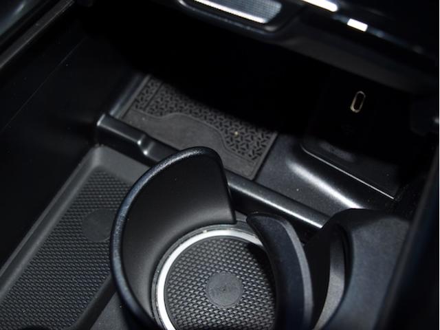 ＧＬＣ ＧＬＣ３５０　ｅ　４ＭＡＴＩＣ　スポーツ　エディションスター　ＡＭＧレザーエクスクルーシブパッケージ（27枚目）