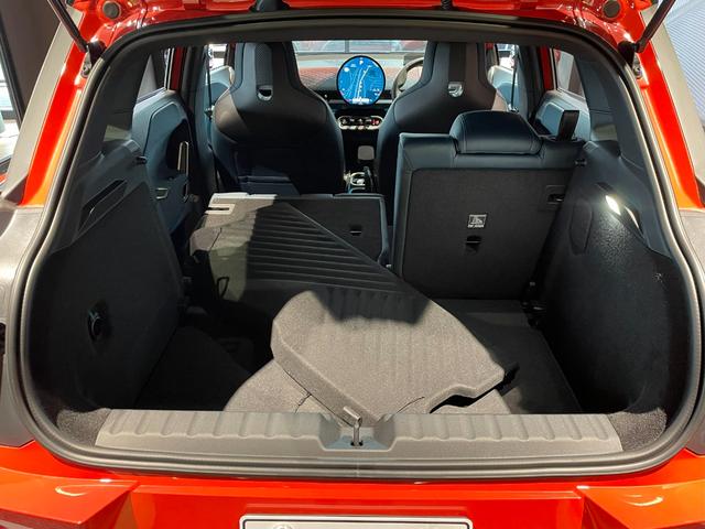 ＭＩＮＩ エースマンＳＥ　フェイバリット・トリム　認定中古車　２年保証　フェイバードトリム　ヘッドアップディスプレイ　１９インチＡＷ　Ｈａｒｍａｎ／Ｋａｒｄｏｎ　アクティブクルーズコントロール　全周囲カメラ　衝突軽減　車線逸脱　ステアリングヒーター（15枚目）