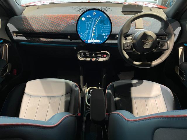 ＭＩＮＩ エースマンＳＥ　フェイバリット・トリム　認定中古車　２年保証　フェイバードトリム　ヘッドアップディスプレイ　１９インチＡＷ　Ｈａｒｍａｎ／Ｋａｒｄｏｎ　アクティブクルーズコントロール　全周囲カメラ　衝突軽減　車線逸脱　ステアリングヒーター（39枚目）