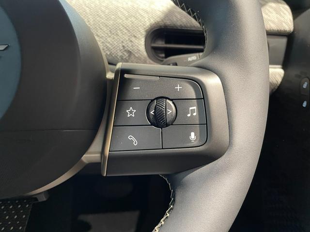 ＭＩＮＩ クーパーＳ　フェイバリット・トリム　認定中古車　２年保証　フェイバードトリム　１７インチＡＷ　Ｈａｒｍａｎ／Ｋａｒｄｏｎ　ステアリングヒーター　ヘッドアップディスプレイ　アクティブクルーズコントロール　全周囲カメラ　衝突軽減　車線逸脱（34枚目）