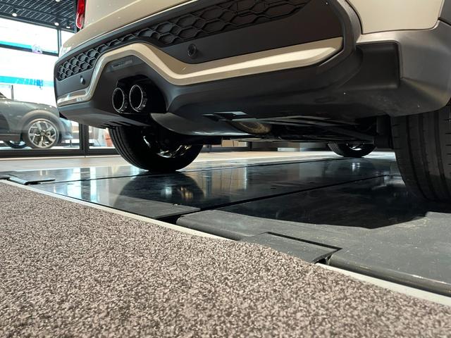 ＭＩＮＩ クーパーＳＤプレミアム＋パッケージクラシック・トリム　認定中古車　２年保証　１７インチＡＷ　アクティブクルーズコントロール　フロントシートヒーター　リヤカメラ　前後センサー　ＬＥＤヘッドライト　衝突軽減　車線逸脱　コンフォートアクセス　純正ＨＤＤナビ（29枚目）