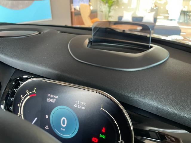 ＭＩＮＩ クーパー　プレミアムプラスパッケージクラシックトリム　認定中古車　２年保証　１６インチＡＷ　ナビ非装着　スポーツシート　社外レザーシートカバー　フロントシートヒーター　クルーズコントロール　リヤカメラ　前後センサー　衝突軽減　ＬＥＤヘッドライト（34枚目）