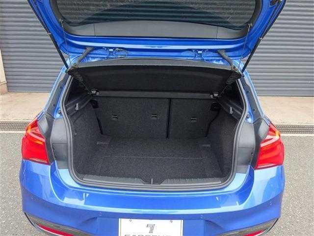 １シリーズ １１８ｉ　Ｍスポーツ　ナビ　ＤＶＤ　ＣＤ　Ｂｌｕｅｔｏｏｔｈ　ＥＴＣ　バックカメラ　クルーズコントロール　ＬＥＤヘッドライト（27枚目）
