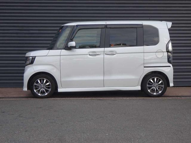 Ｎ－ＢＯＸカスタム Ｌ　ＨＯＮＤＡ　ＳＥＮＳＩＮＧ　両側パワースライドドア　アダプティブクルーズコントロール　ＬＥＤヘッドライ　フォグライト　ナビ　テレビ　Ｂｌｕｅｔｏｏｔｈ対応　ＥＴＣ　バックカメラ　ドアバイザー（8枚目）