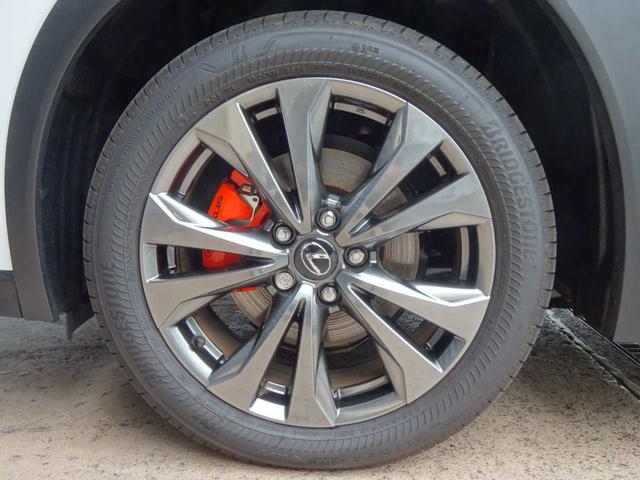 ＵＸ ＵＸ３００ｈ　Ｆスポーツ　Ｌｅｘｕｓ　Ｓａｆｅｔｙ　Ｓｙｓｔｅｍ＋　３眼ＬＥＤヘッドライト　レザーシート　サンルーフ　電動リアゲート　レーダークルーズ　フルセグ　ＥＴＣ　パドルシフト　シートヒーター　ステアリングヒーター（14枚目）