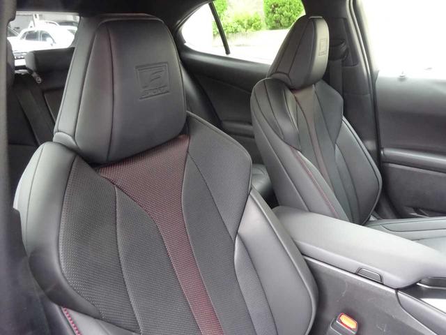 ＵＸ ＵＸ３００ｈ　Ｆスポーツ　Ｌｅｘｕｓ　Ｓａｆｅｔｙ　Ｓｙｓｔｅｍ＋　３眼ＬＥＤヘッドライト　レザーシート　サンルーフ　電動リアゲート　レーダークルーズ　フルセグ　ＥＴＣ　パドルシフト　シートヒーター　ステアリングヒーター（19枚目）