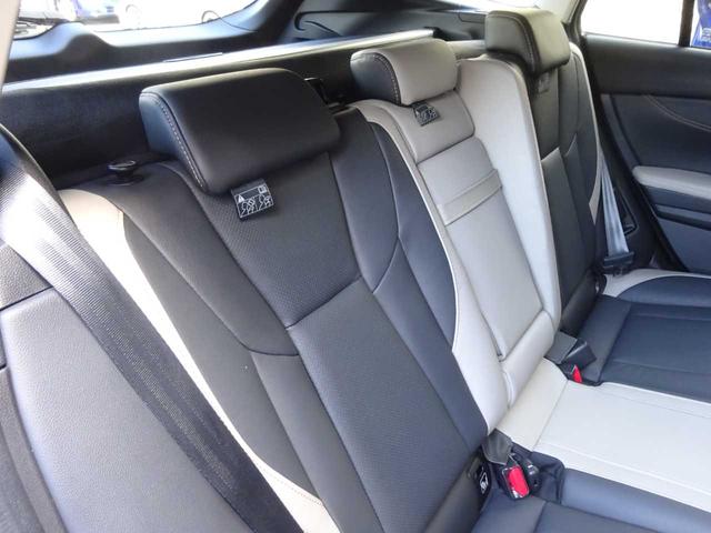 レヴォーグ レイバック リミテッドＥＸ　アイサイトＸ搭載　ハーマンカードンサウンドシステム　地デジＴＶ　ナビ　ＥＴＣ　アダプティブクルーズコントロール　衝突被害軽減ブレーキ　レーンキープ　ＬＥＤヘッドライト　アイドリングストップ（36枚目）