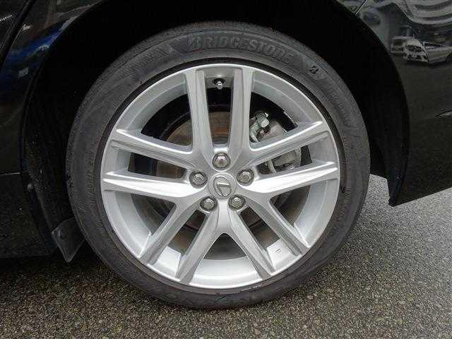 CT CT200h バージョンL 本革パワーシート シートヒーター LEDヘッドライト レーダークルーズコントロール 衝突被害軽減ブレーキ レーンキープ パーキングアシスト ETC バックカメラ(12枚目)